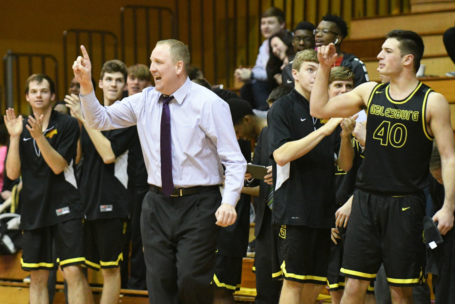 Prep Boys' Basketball: Galesburg at Rock Island
